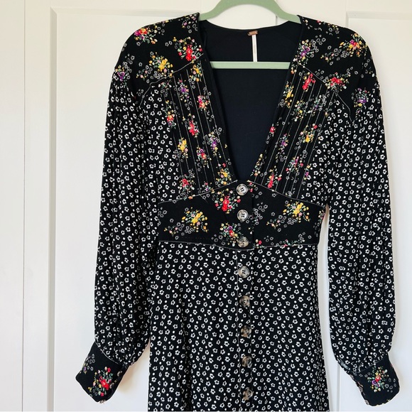 Free People Wonderland Black Floral Button Down Mini Dress Size Medium - Picture 9 of 10